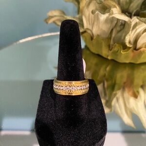 Gold Women's Ring